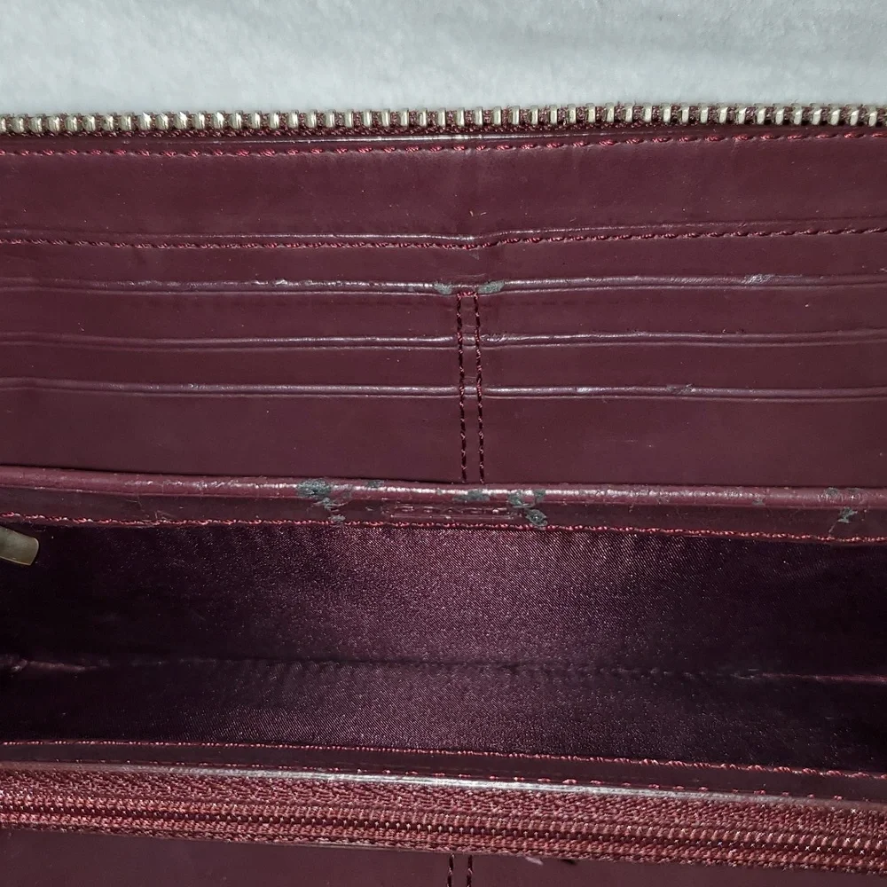Coach Signature Campbell Buckle Accordion Zip Around Wallet